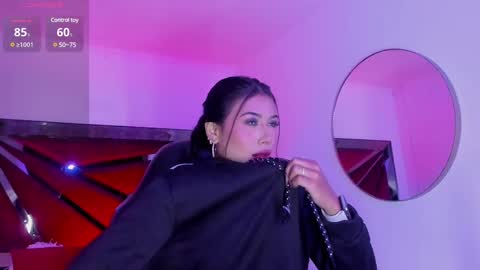 Zara Lim  online show from 02-12-25, 12:12