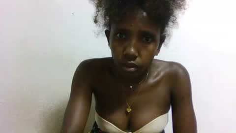 Snapshot of zaraodrica chatting on 11-20-25, 01:28 zaraodrica online show from 11-20-25, 01:28