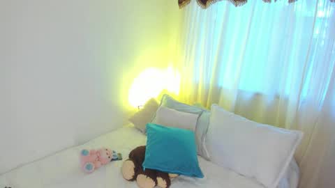 Snapshot of zaraparkers chatting on 03-19-26, 06:56 online show from 03-19-26, 06:56