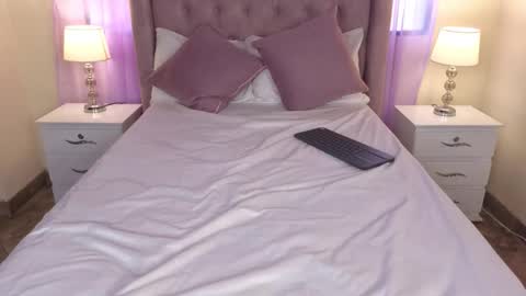 ZaraQuiinn online show from 09-13-25, 01:55