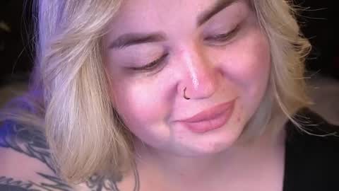 Lola online show from 04-21-26, 02:51