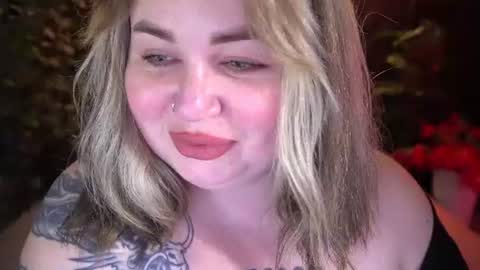 Lola online show from 06-22-26, 07:33