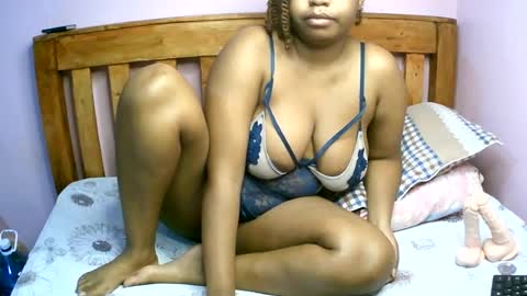 zariamonet online show from 07-22-26, 04:54
