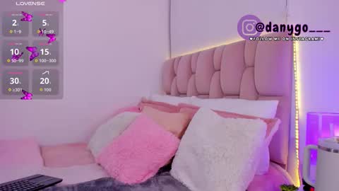 Zariana online show from 09-13-25, 11:37