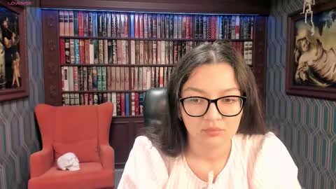 Snapshot of zarifabevi chatting on 09-12-25, 10:21 Zarifa online show from 09-12-25, 10:21