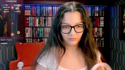 Snapshot of zarifabevi chatting on 10-19-25, 02:12 Zarifa online show from 10-19-25, 02:12