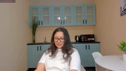 Snapshot of zarifabevi chatting on 12-20-25, 07:15 Zarifa online show from 12-20-25, 07:15