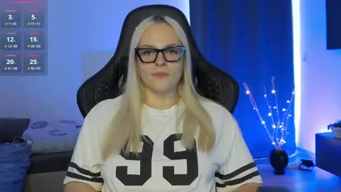 Zaya Izback -  online show from 04-26-26, 03:32