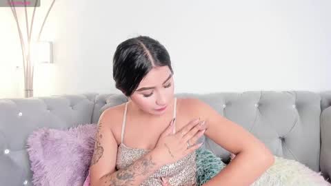  Zayda  online show from 12-31-24, 06:02