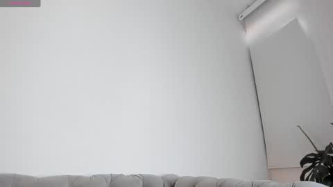  Zayda  online show from 01-08-25, 10:06