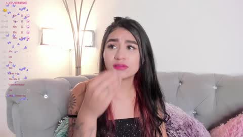  Zayda  online show from 01-09-25, 11:24