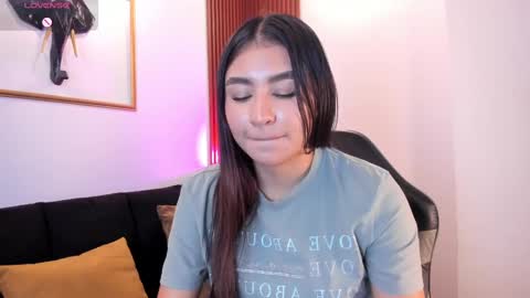  Zayda  online show from 10-14-25, 08:42