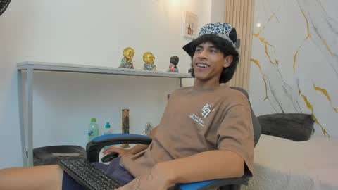 Zayn online show from 03-26-26, 07:30