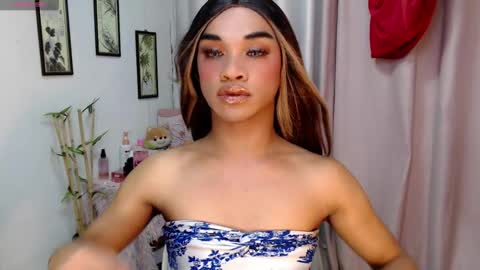 Snapshot of zaynelustts chatting on 12-21-25, 10:22 zaynelustts online show from 12-21-25, 10:22