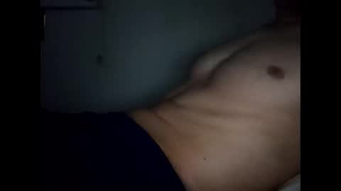 Snapshot of ze___________________ chatting on 10-21-25, 05:30 ze online show from 10-21-25, 05:30