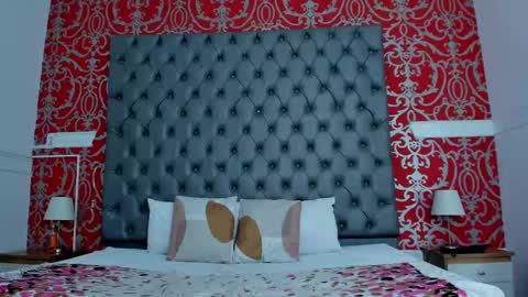 Snapshot of zean_lee chatting on 02-10-25, 05:30 Karolyne online show from 02-10-25, 05:30