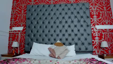 Snapshot of zean_lee chatting on 02-12-25, 06:08 Karolyne online show from 02-12-25, 06:08