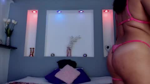 Snapshot of zean_lee chatting on 09-17-25, 11:34 Karolyne online show from 09-17-25, 11:34