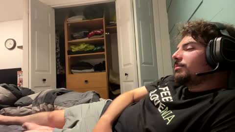 Snapshot of zebsterama chatting on 07-14-26, 04:17 zebsterama online show from 07-14-26, 04:17