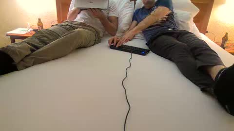 zech2455 online show from 11-17-25, 08:58