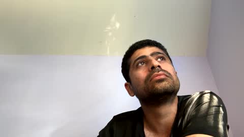 Snapshot of zee20241 chatting on 09-12-25, 02:17 zee20241 online show from 09-12-25, 02:17