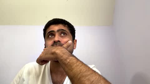 Snapshot of zee20241 chatting on 10-09-25, 04:49 zee20241 online show from 10-09-25, 04:49