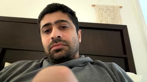 Snapshot of zee20241 chatting on 12-16-25, 08:36 zee20241 online show from 12-16-25, 08:36