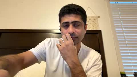 Snapshot of zee20241 chatting on 01-12-26, 01:16 zee20241 online show from 01-12-26, 01:16