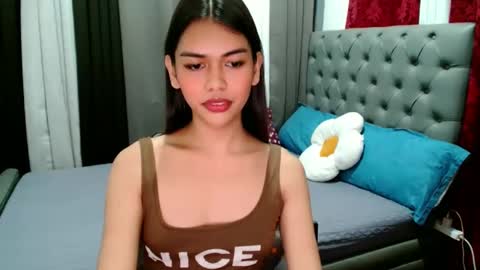 Snapshot of zeethefucker69 chatting on 03-08-26, 01:15 Zo online show from 03-08-26, 01:15