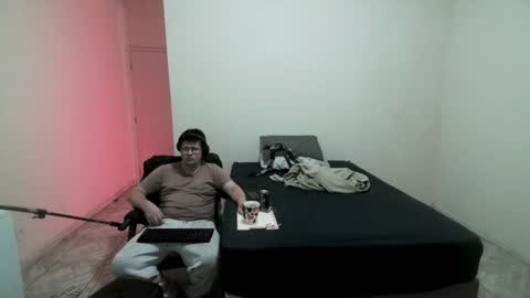 Snapshot of zehdolandia chatting on 11-03-25, 02:46 pervboy online show from 11-03-25, 02:46
