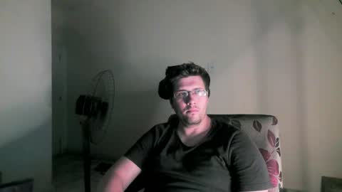 Snapshot of zehdolandia chatting on 01-06-26, 10:01 pervboy online show from 01-06-26, 10:01