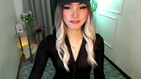 zelainalovetocum online show from 02-15-25, 12:59