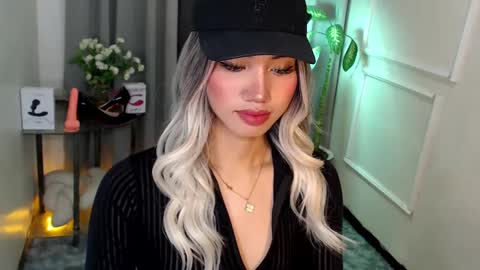 zelainalovetocum online show from 03-11-25, 06:08