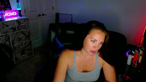 Snapshot of zelestials chatting on 07-01-26, 11:37 Zelestials online show from 07-01-26, 11:37