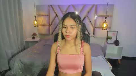 Snapshot of zendayavg chatting on 11-27-25, 01:02 zendaya online show from 11-27-25, 01:02