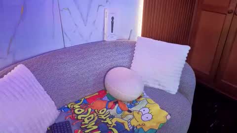 Snapshot of zendayavg chatting on 12-04-25, 12:03 zendaya online show from 12-04-25, 12:03