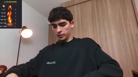 Zenn online show from 12-31-24, 12:15