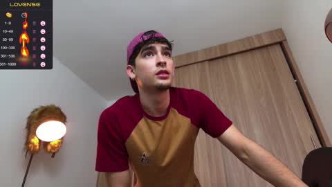 Zenn online show from 01-05-25, 01:04