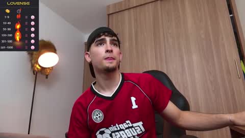 Zenn online show from 01-10-25, 12:15