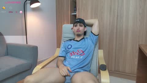 Zenn online show from 02-19-25, 12:44