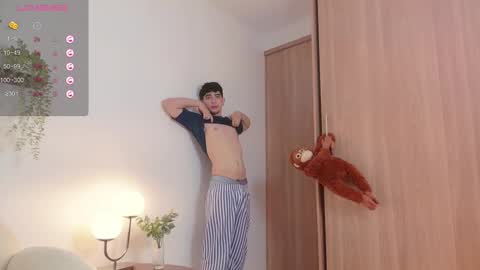 Zenn online show from 03-10-25, 02:05