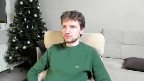 Snapshot of zepanl chatting on 12-21-25, 10:17 Andrew online show from 12-21-25, 10:17