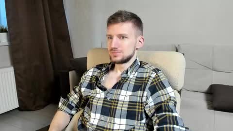 Snapshot of zepanl chatting on 02-14-26, 09:06 Andrew online show from 02-14-26, 09:06