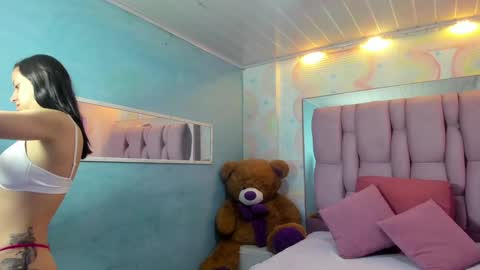 Snapshot of zephyra_angels1 chatting on 01-05-25, 12:10 ZEPHYRA ANGELS online show from 01-05-25, 12:10