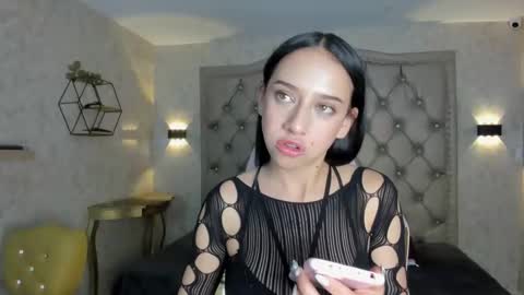Snapshot of zephyra_angels1 chatting on 01-31-25, 06:47 ZEPHYRA ANGELS online show from 01-31-25, 06:47