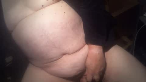 Snapshot of zephyrwb chatting on 11-11-25, 12:21 zephyrwb online show from 11-11-25, 12:21