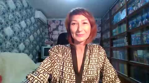 Snapshot of zerilane chatting on 12-03-25, 07:45 Elena online show from 12-03-25, 07:45