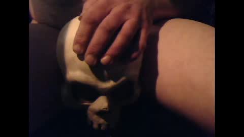 Snapshot of zeroandhero chatting on 02-10-25, 12:52 zero online show from 02-10-25, 12:52