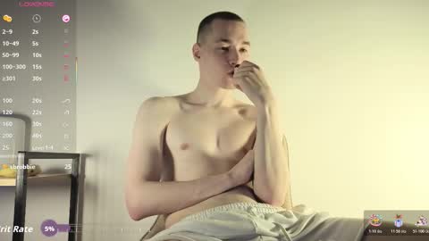 Snapshot of zerotocumin60sec chatting on 01-10-26, 01:07 Yanny online show from 01-10-26, 01:07