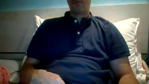 zeus online show from 10-16-25, 04:46
